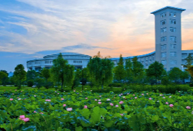黄师时珍生态园